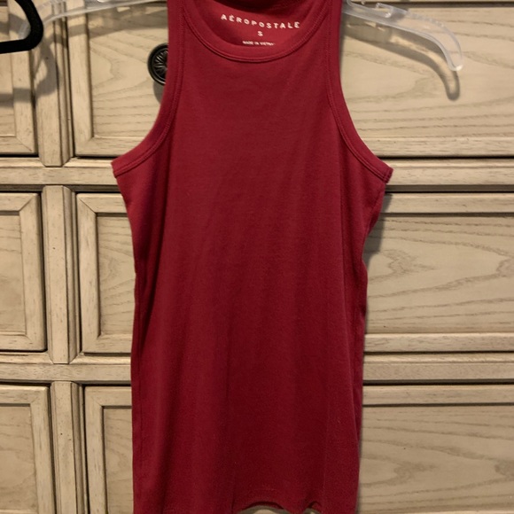 red tank - Picture 1 of 1